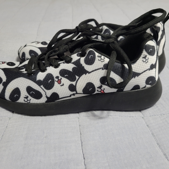 Panda Sneakers - Picture 2 of 5